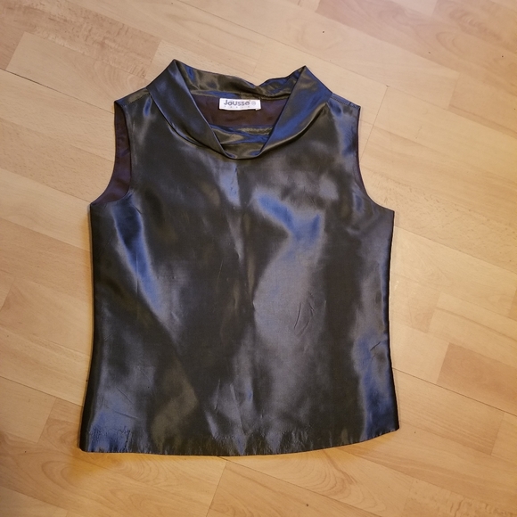 Silky Metallic Gray Top (Size 38/Small) - Picture 3 of 5